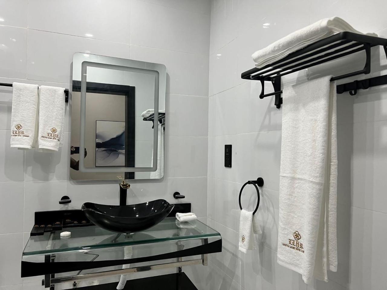 Lifestyle Luxury Hotel And Residence Elwa Eksteriør billede